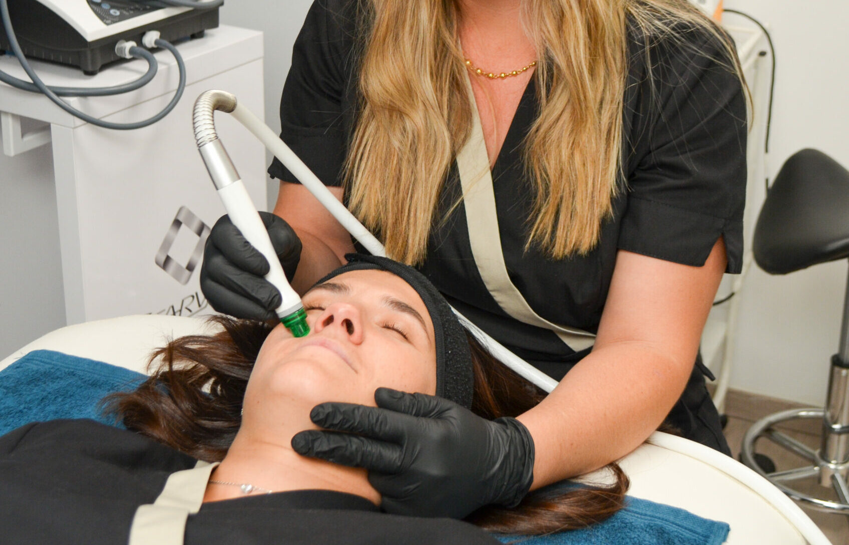 Soin Hydra-lift MTech Saint-Maximin